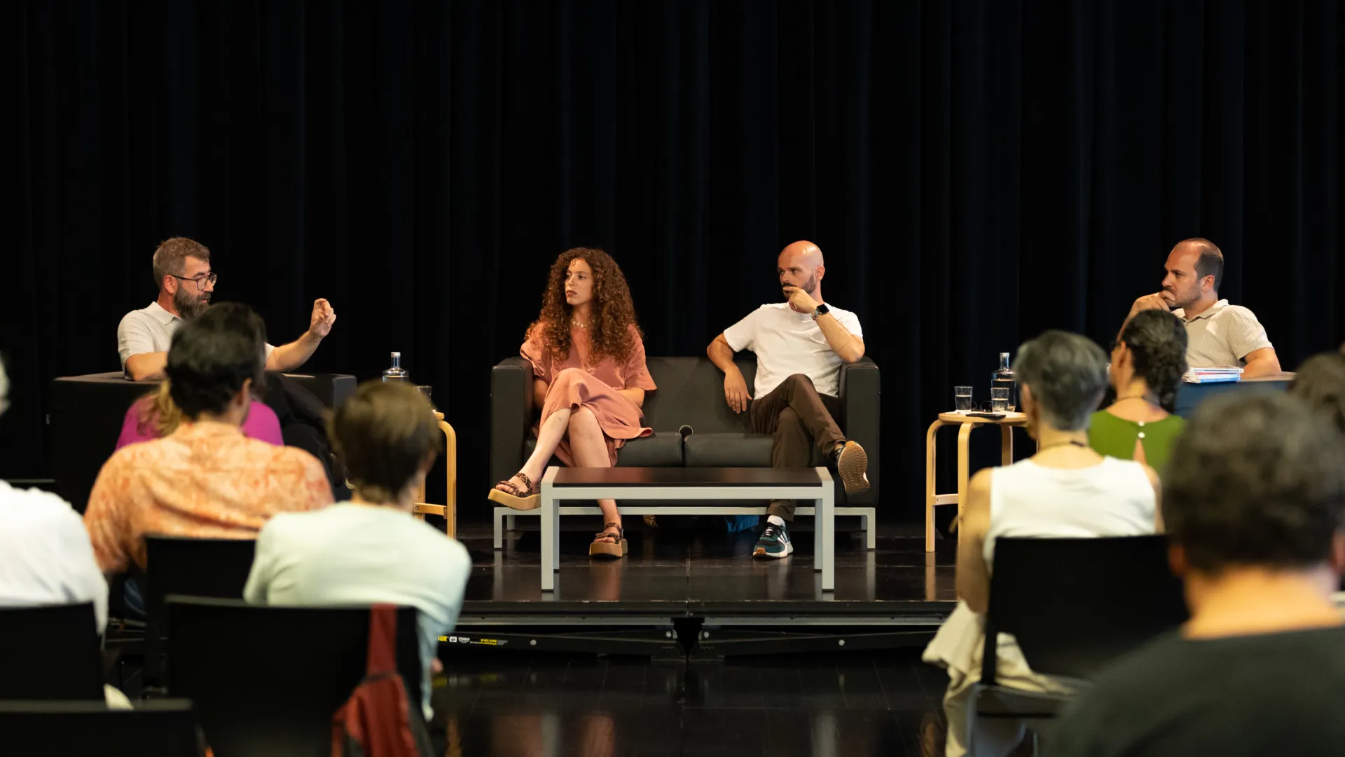 2023_07_08_arquipelago_inauguracao_da_exposicao_yquem_es_tu_debate_blackbox_158_160402154664d114de9293a.jpg 2023_07_08_arquipelago_inauguracao_da_exposicao_yquem_es_tu_debate_blackbox_158_160402154664d114de9293a.jpg