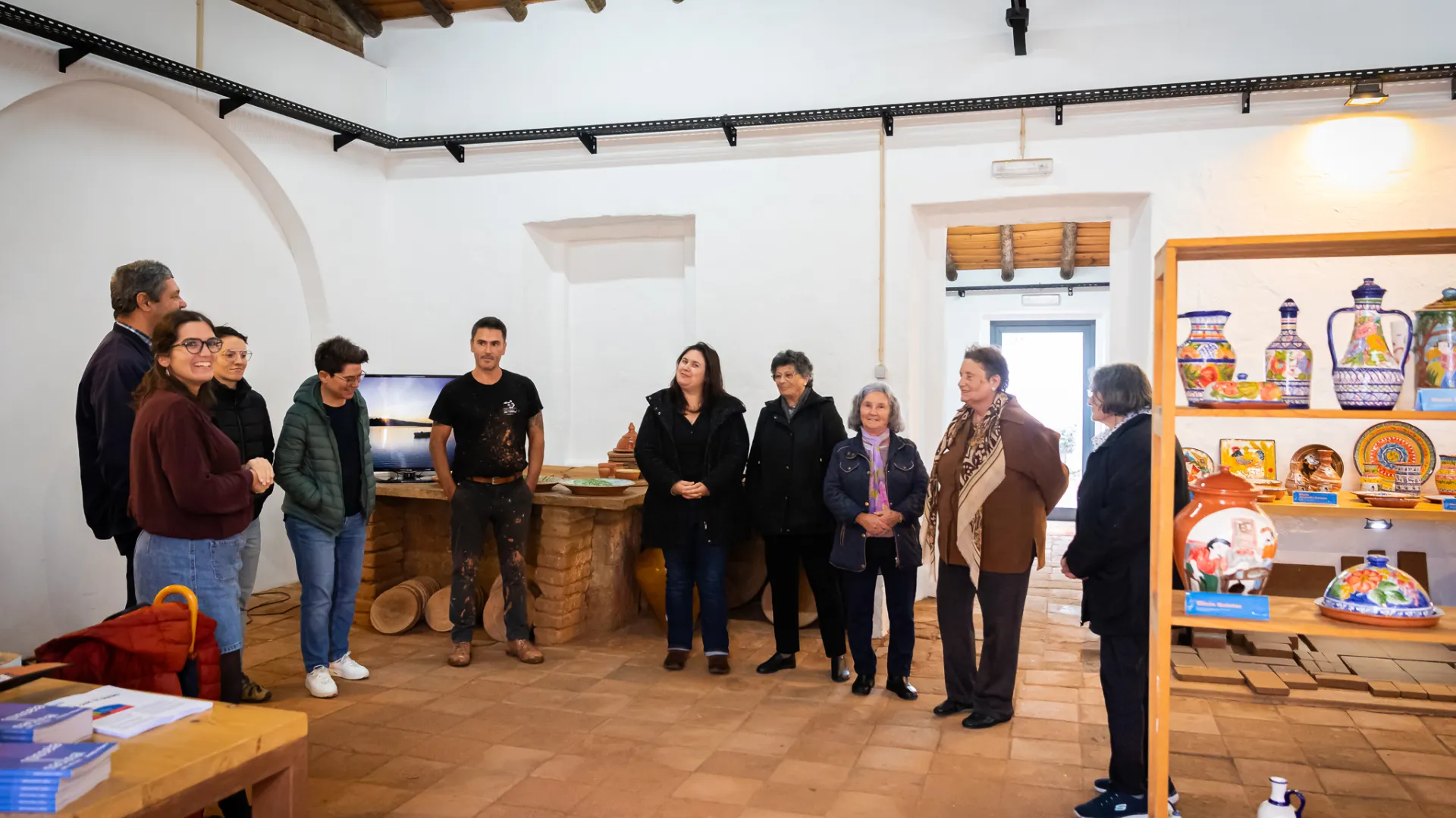 _joayoversosroldayo_2023_odisseianacional_tndmii_burilar_apresentacyayo_bocap_raquetequero_4nov_reguengosmonsaraz_lowres_15_1703248084654e5aef60fc3.jpg _joayoversosroldayo_2023_odisseianacional_tndmii_burilar_apresentacyayo_bocap_raquetequero_4nov_reguengosmonsaraz_lowres_15_1703248084654e5aef60fc3.jpg