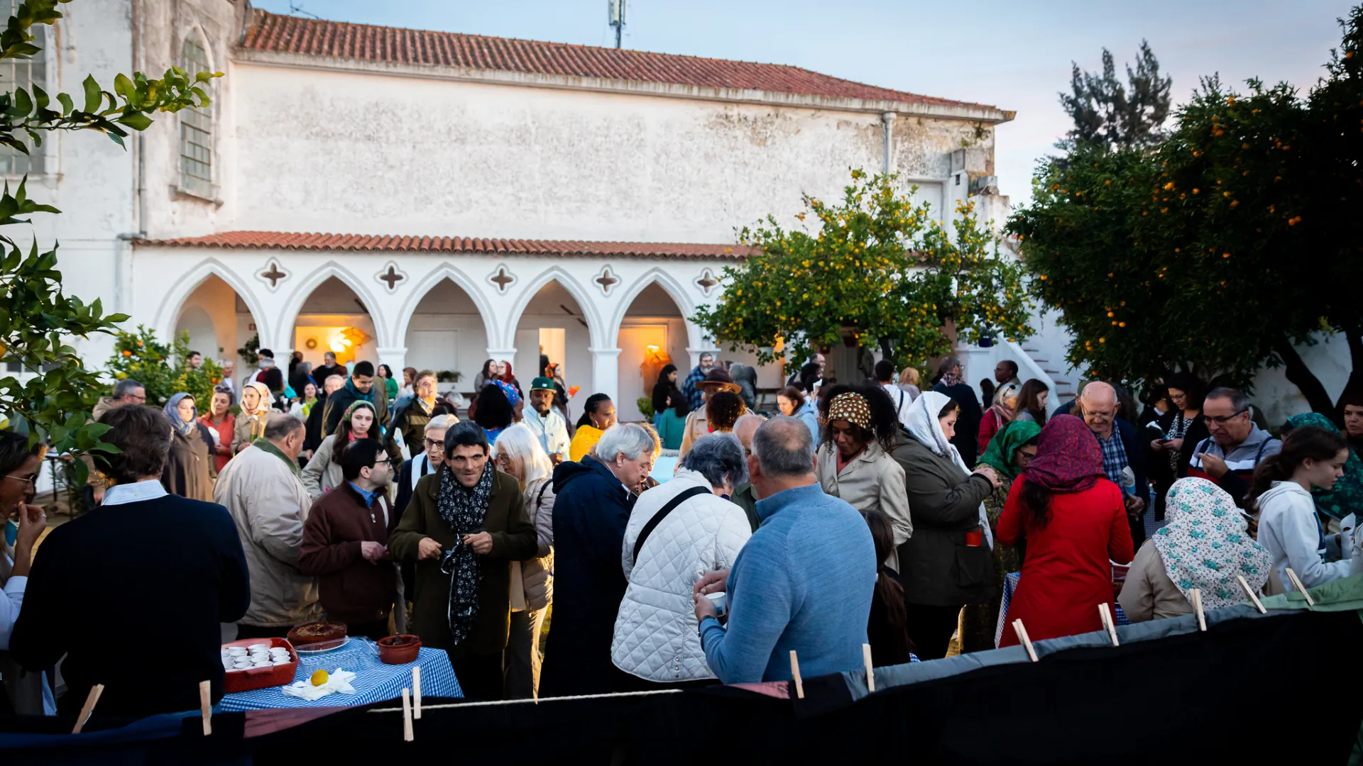 _joayoversosroldayo_2023_odisseianacional_tndmii_ondaamarela_ouvidosaovento_apresentacyayo_11nov_beja_lowres_105_17900957676554f77d1e68b.jpg _joayoversosroldayo_2023_odisseianacional_tndmii_ondaamarela_ouvidosaovento_apresentacyayo_11nov_beja_lowres_105_17900957676554f77d1e68b.jpg