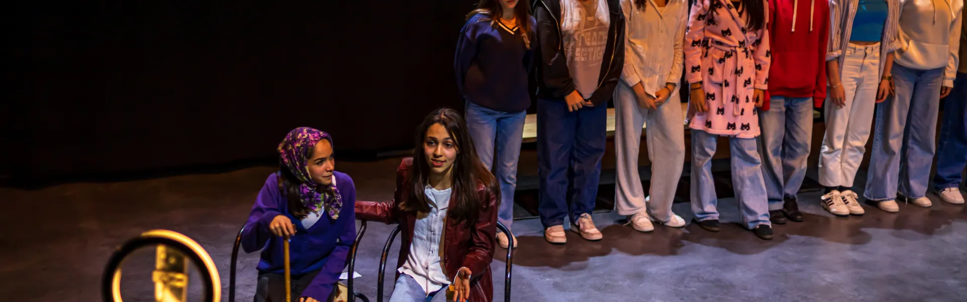 trupe_juvenil_leirena_teatro_1920_1049772710682cba1668d3a.png trupe_juvenil_leirena_teatro_1920_1049772710682cba1668d3a.png